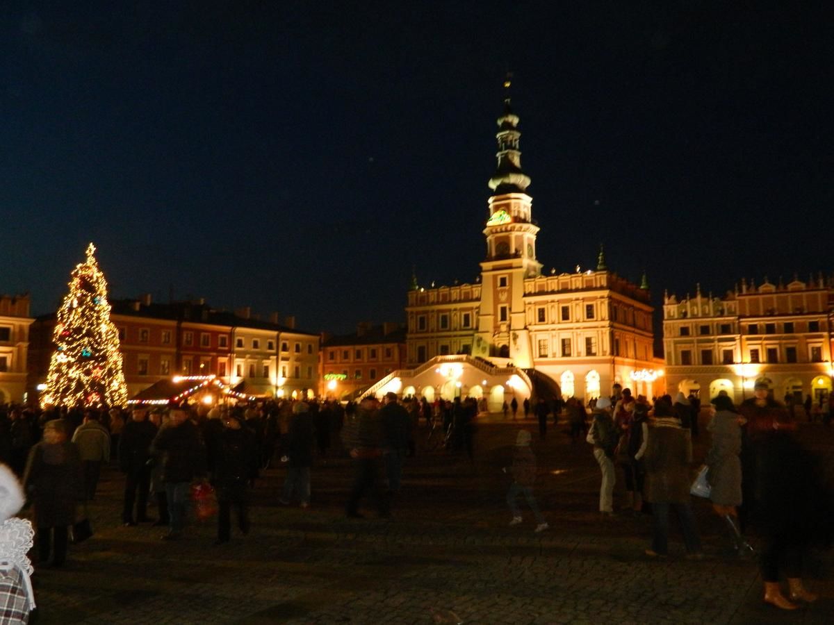 Отель Hotel Carskie Koszary Замосць